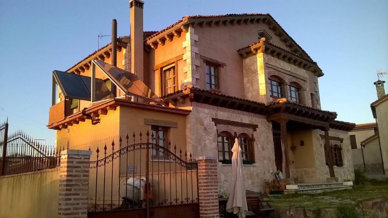 Maison d'hôtes El Camino Real à Villovela de Pirón Extérieur photo